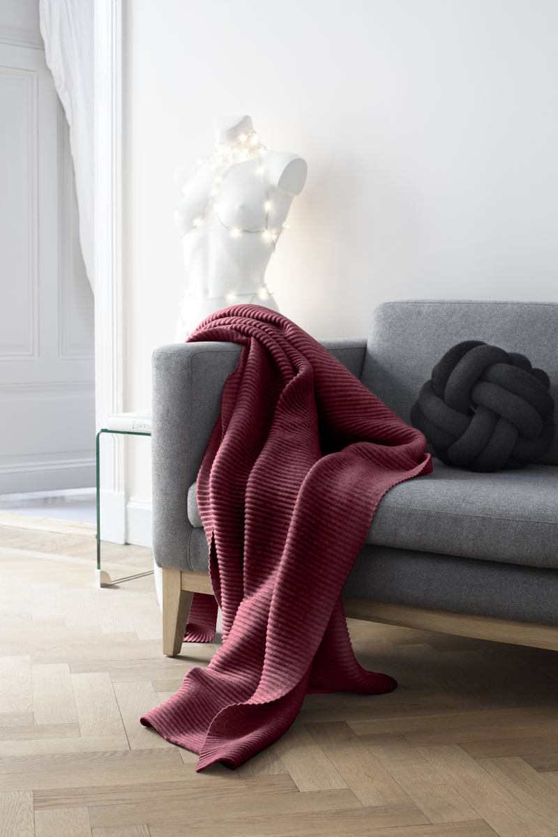 Pleece Throw Blanket Design House Stockholm black, Black