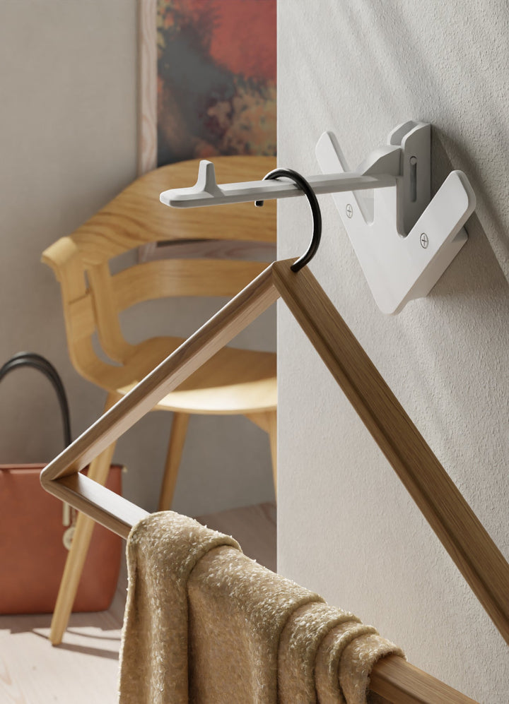 デザインハウスストックホルム　アローハンガー Arrow Hanger – Design House Stockholm